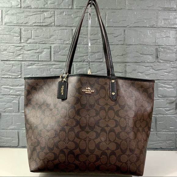 Coach Handbags - Coach Reversible Tote